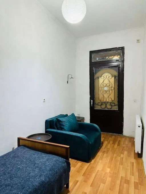 Cozy Art House In An Old Tbilisi 아파트